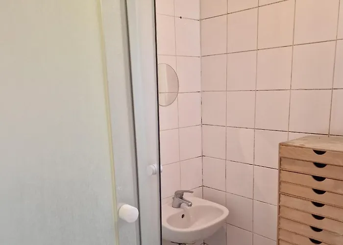 Appartement Near Paris Metro Robespierre
